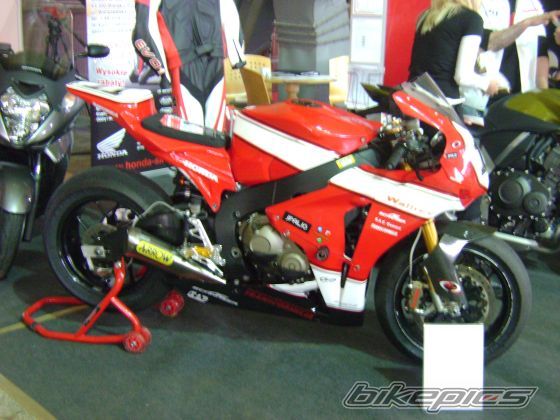 Photo 1615644