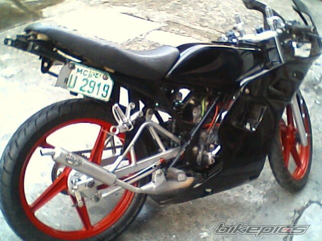 Photo 1615738