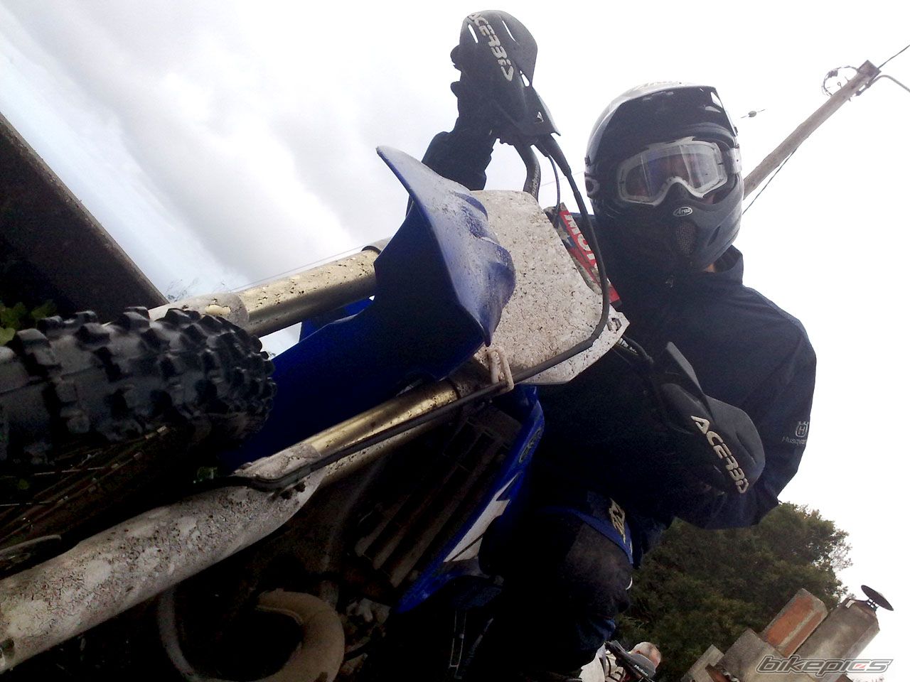 Photo 1615789