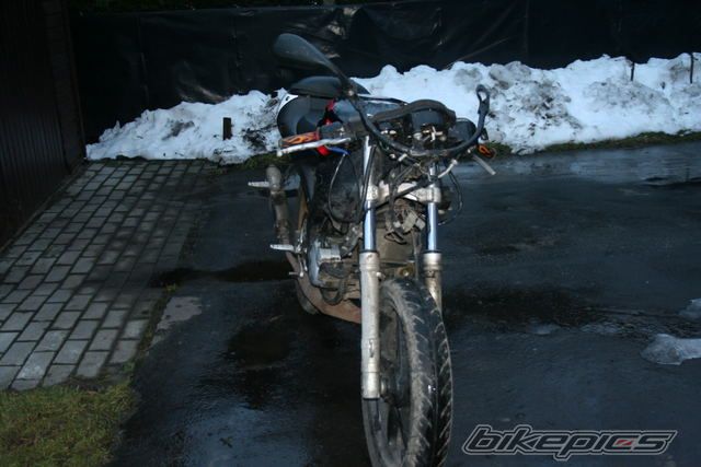 Photo 1615888