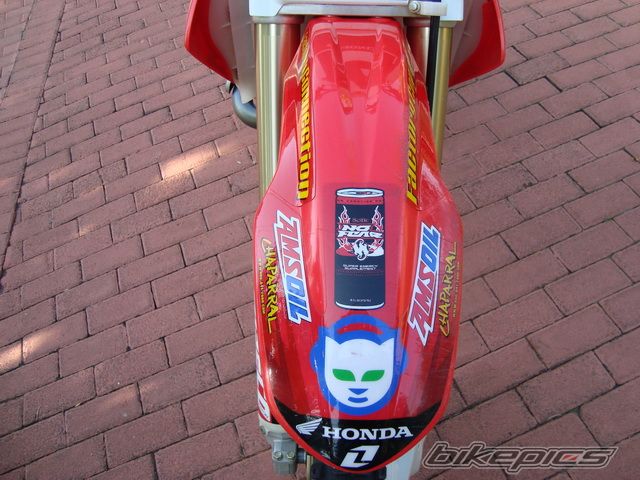 Photo 1615977