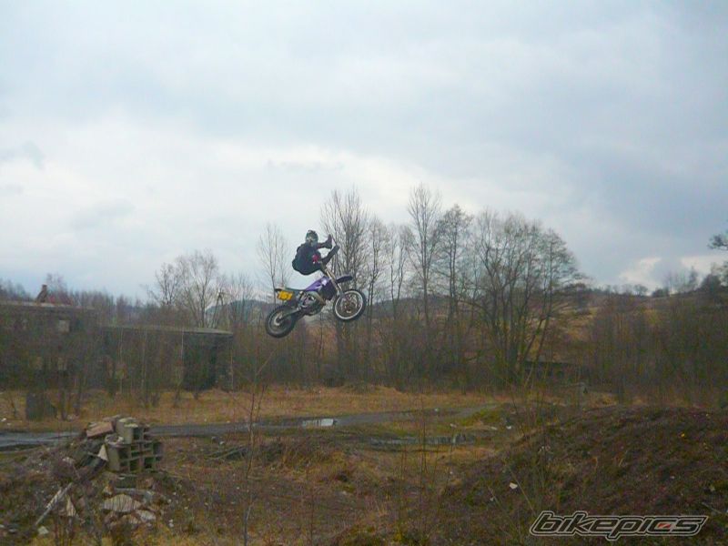 Photo 1616210