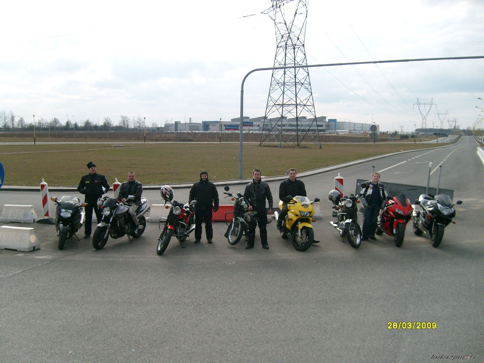 Photo 1616257