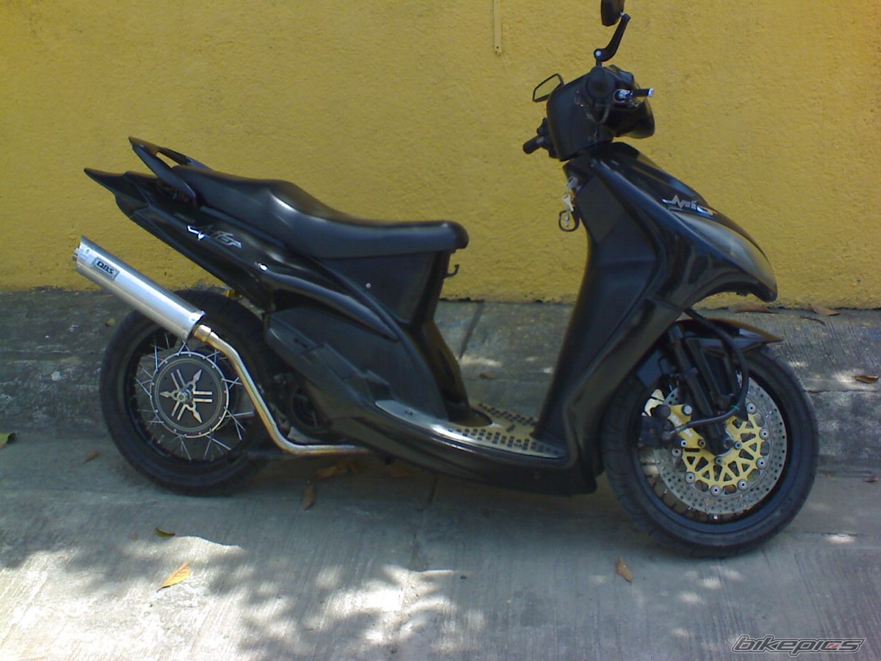 Photo 1616292