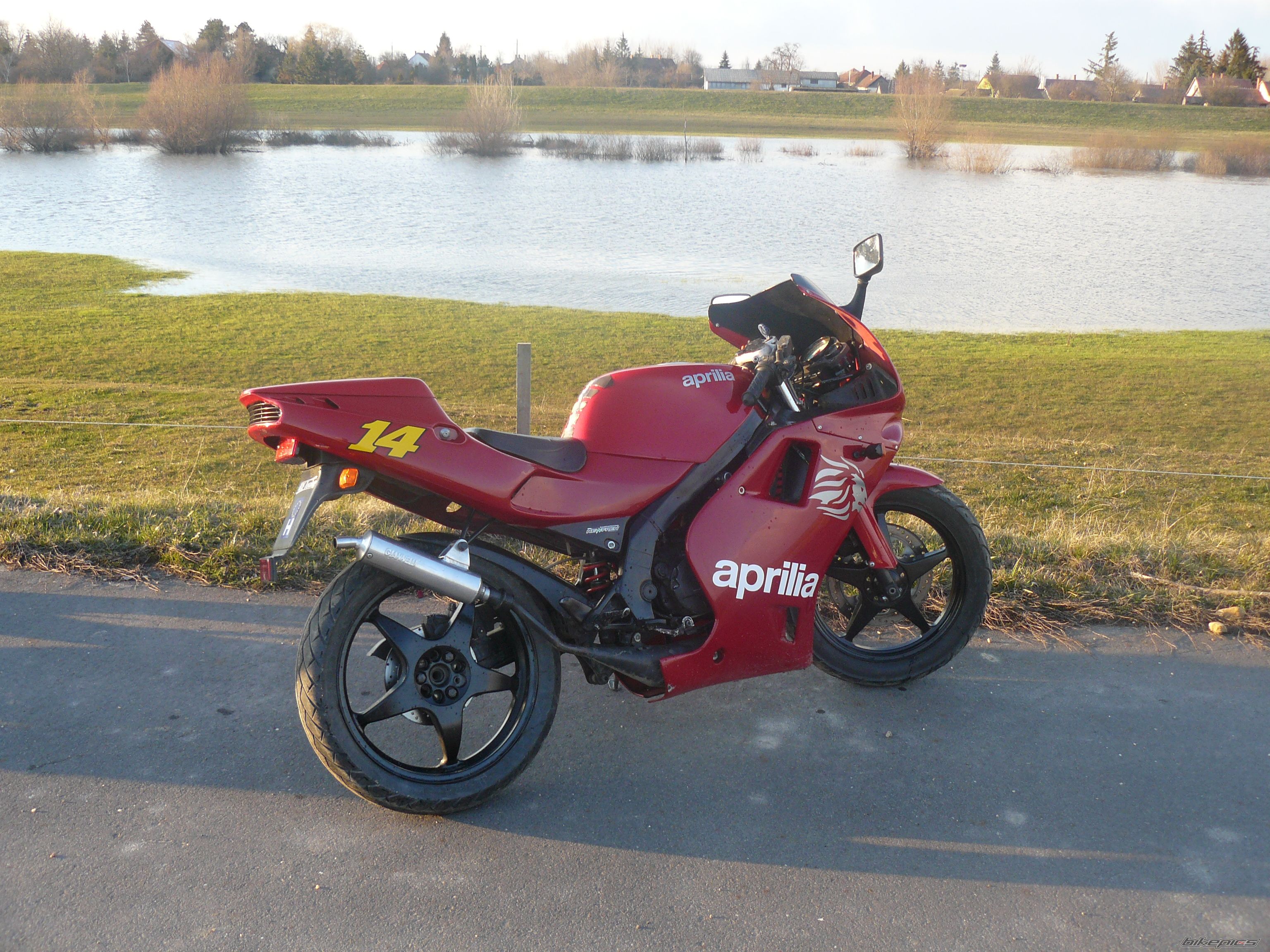 Photo 1616326