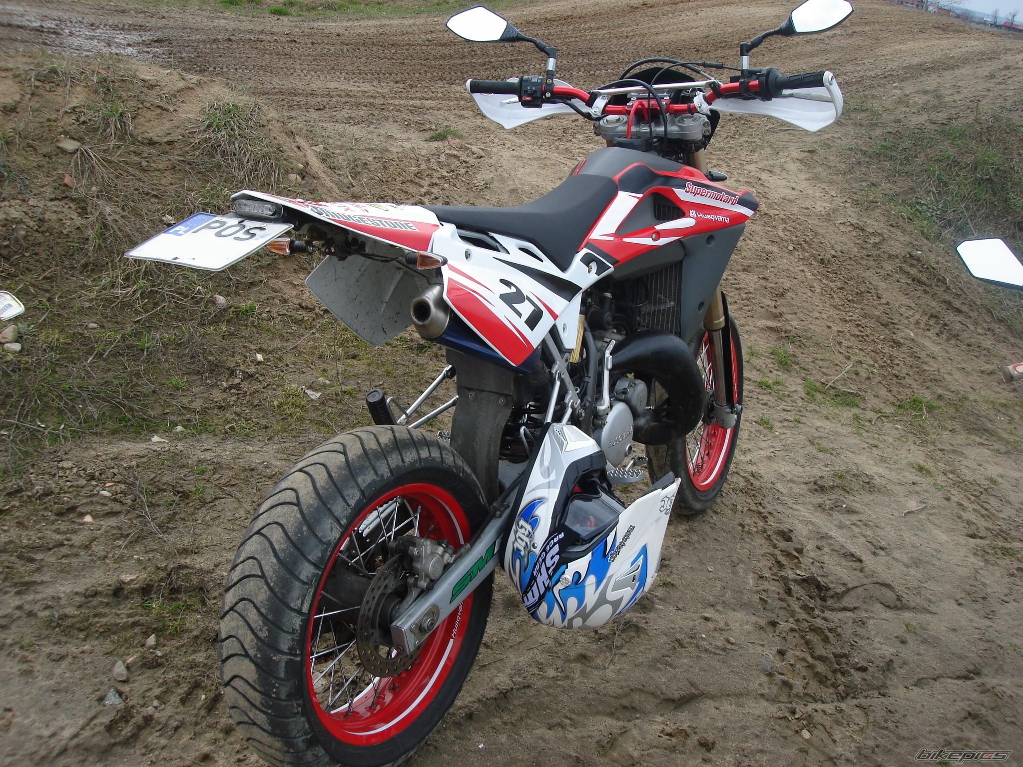 Photo 1616342