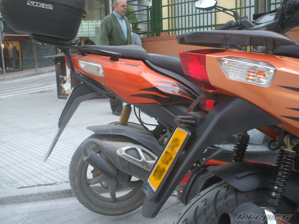 Photo 1616418