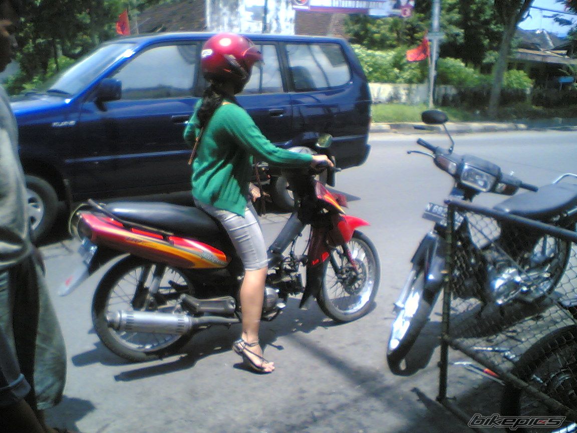 Photo 1616421