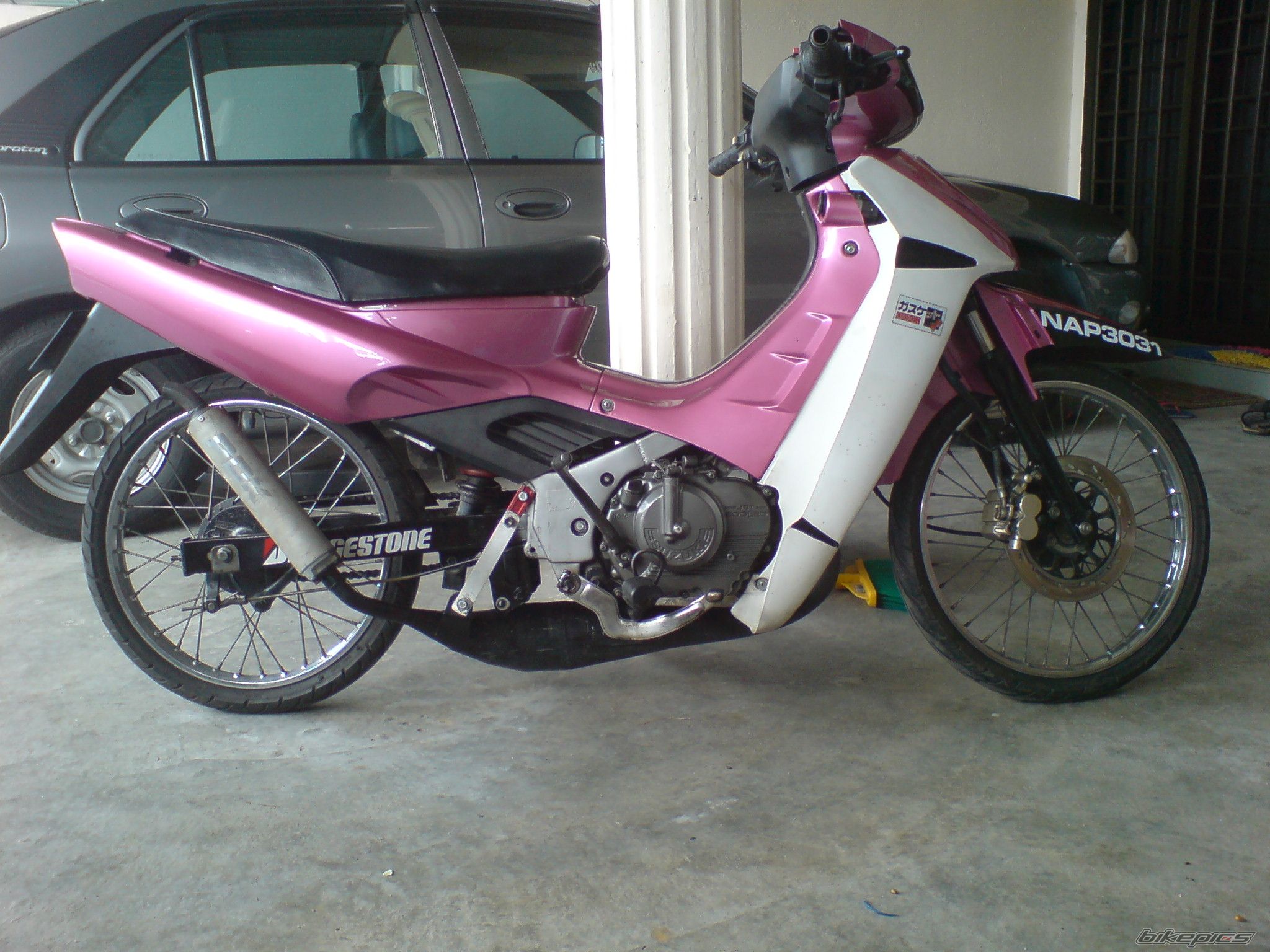 Photo 1616594