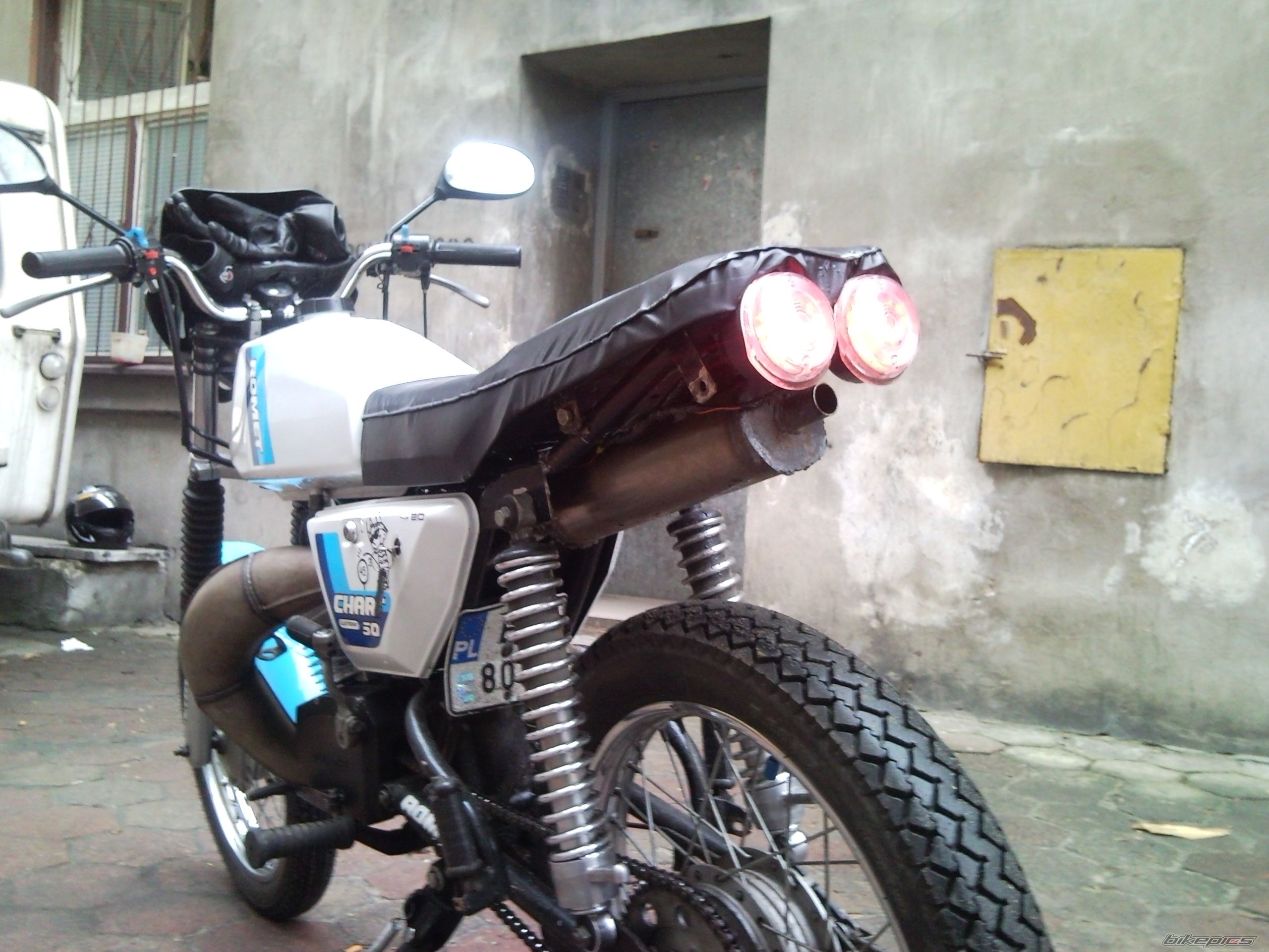 Photo 1616649
