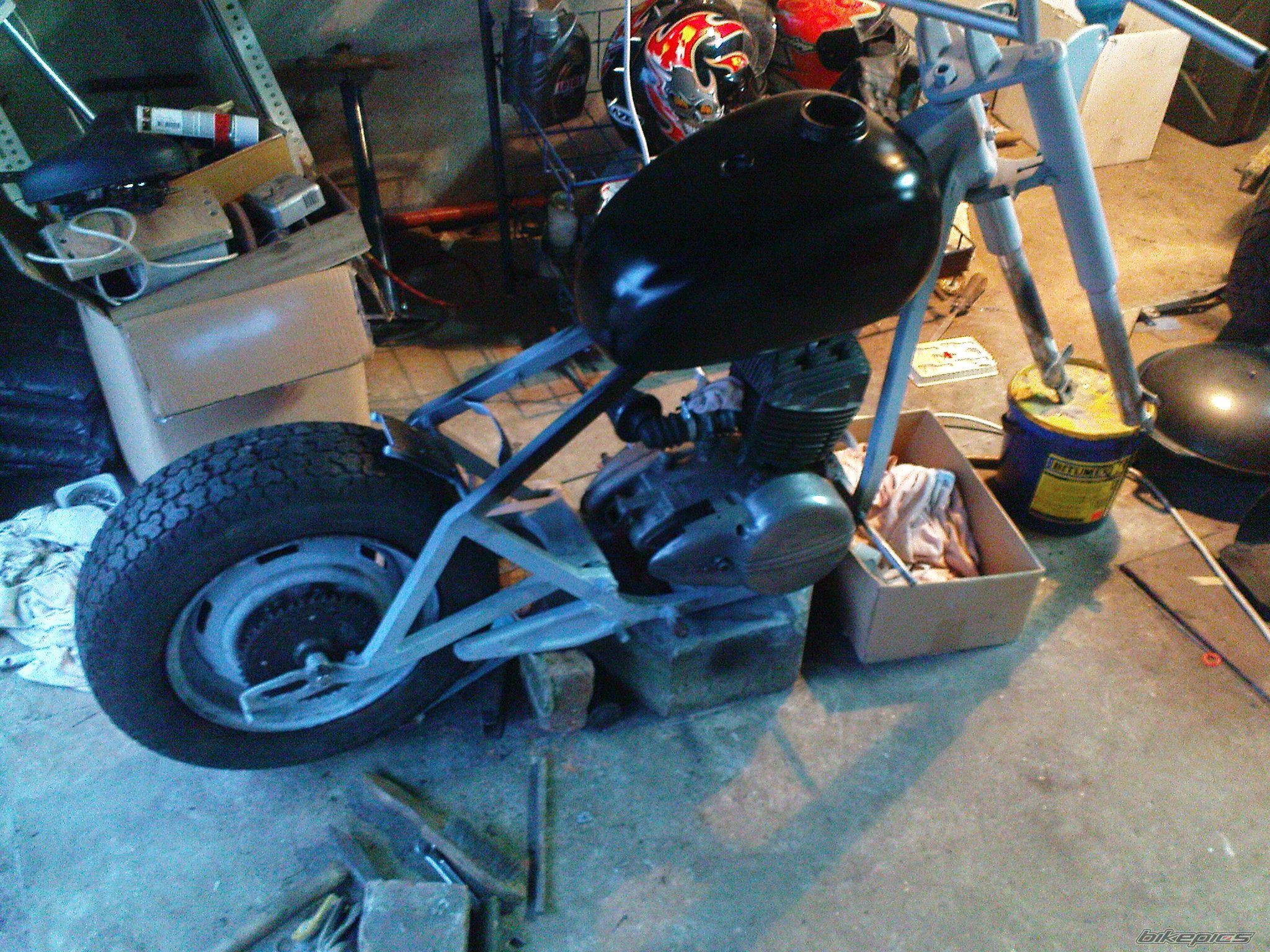 Photo 1616681