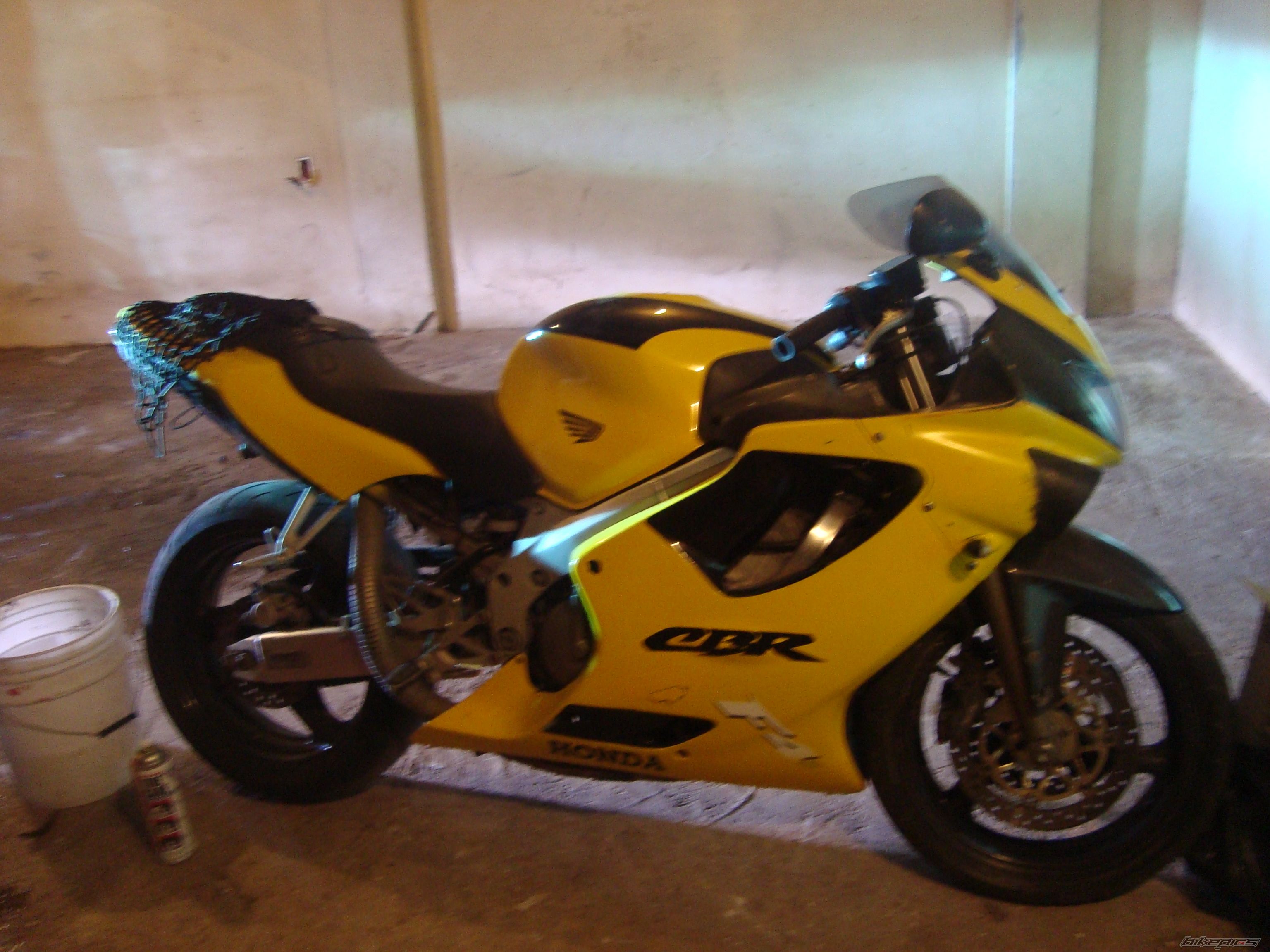 Photo 1616703