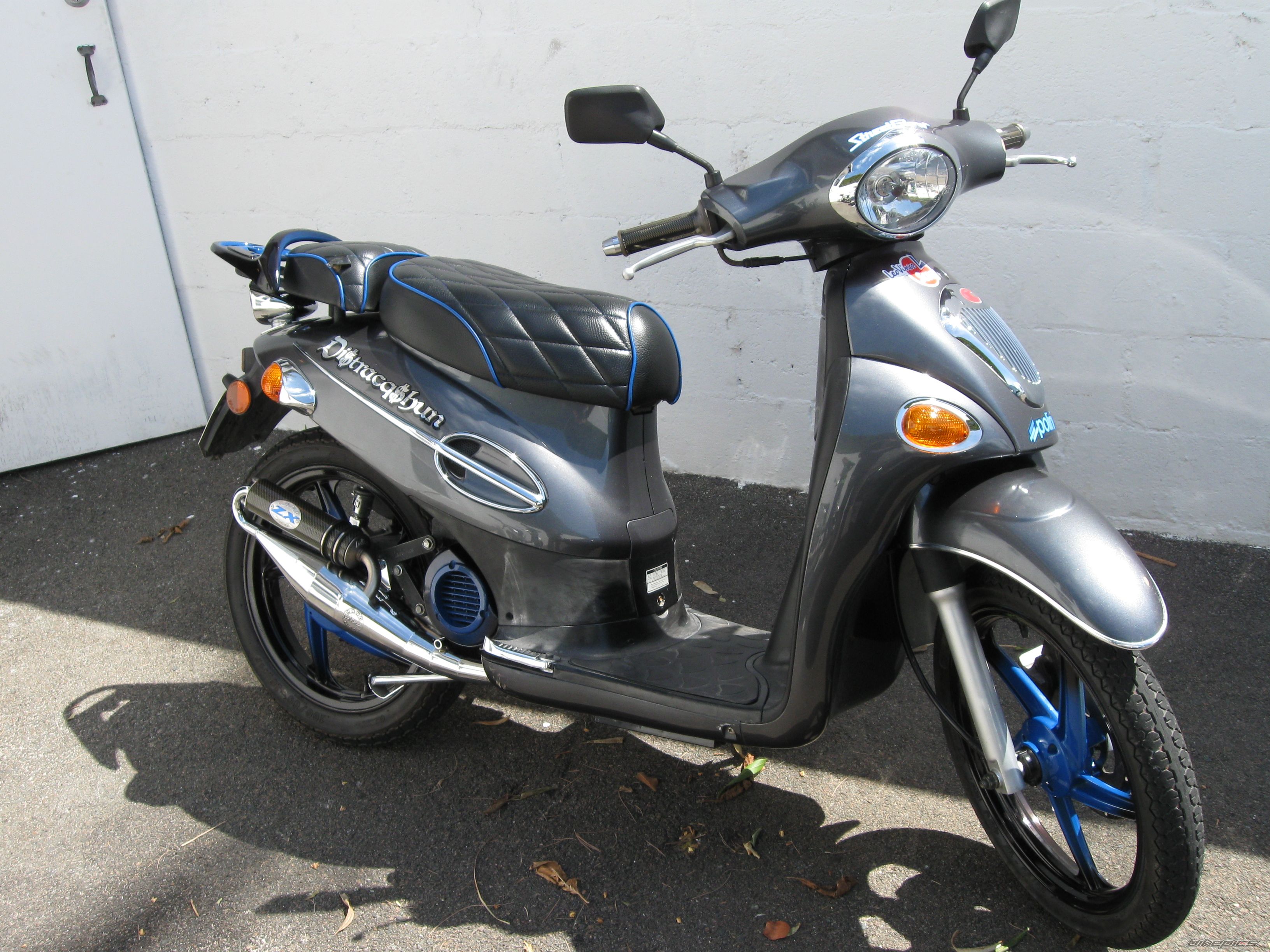 Photo 1616717