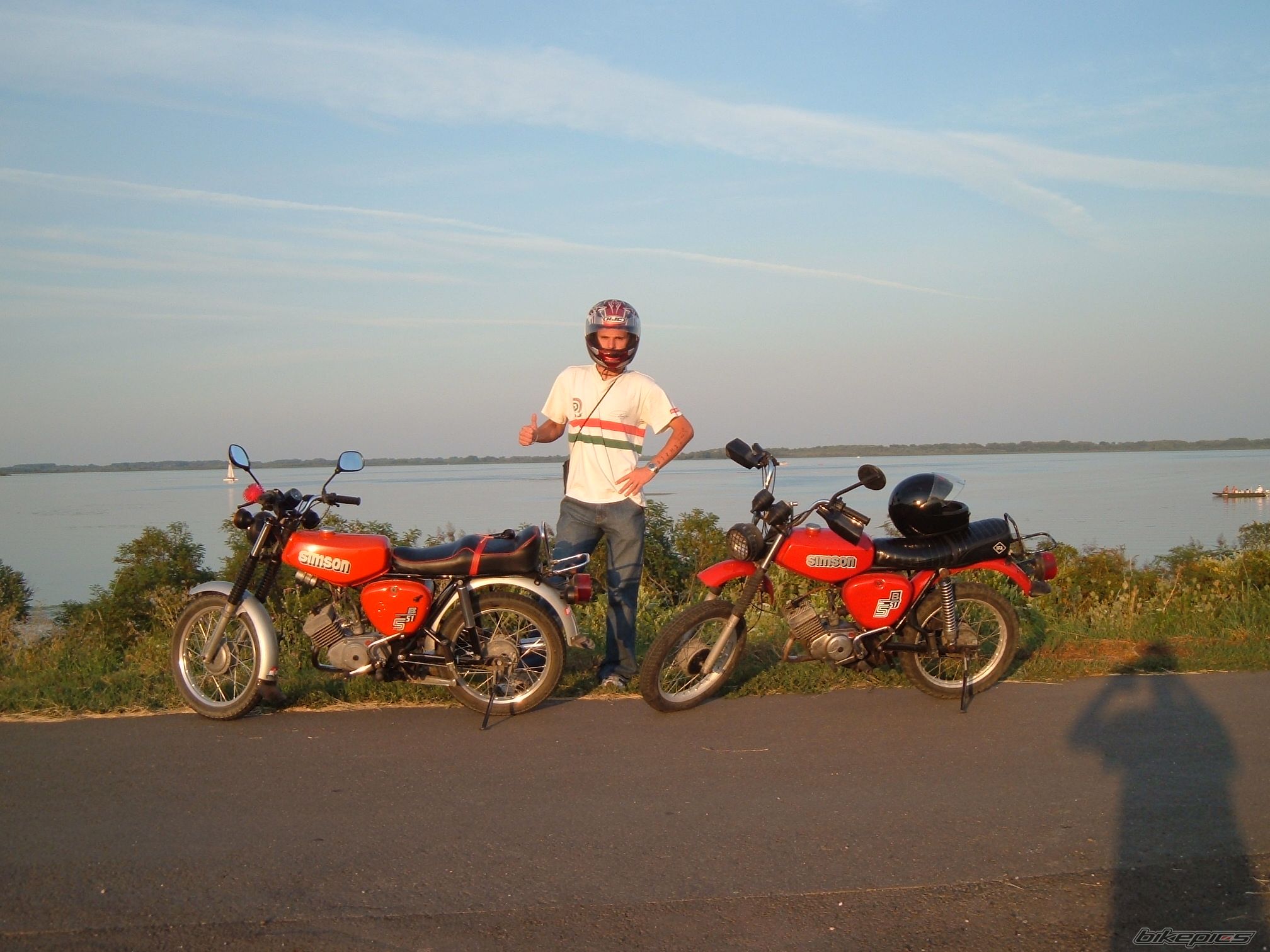 Photo 1616778