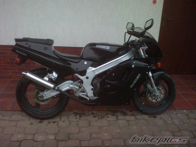 Photo 1616850