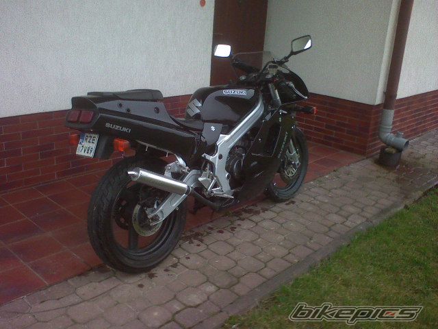 Photo 1616851