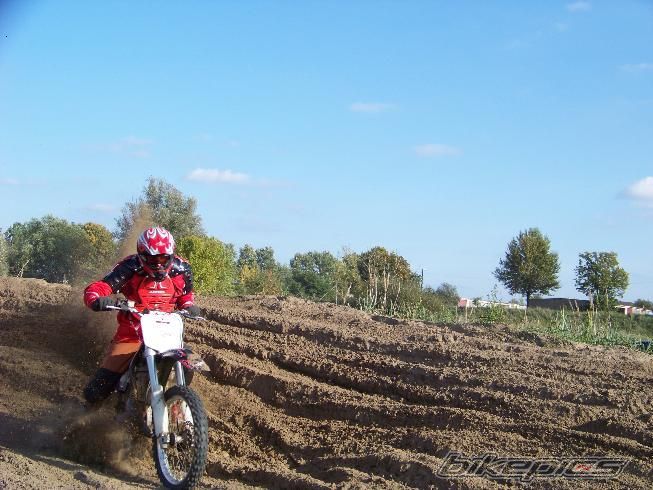 Photo 1616866