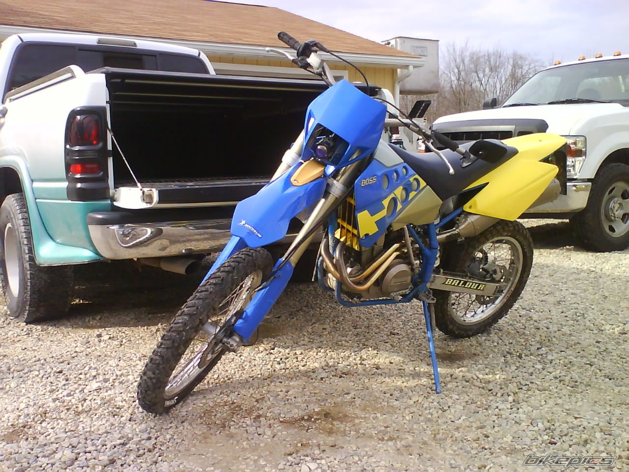 Photo 1616878
