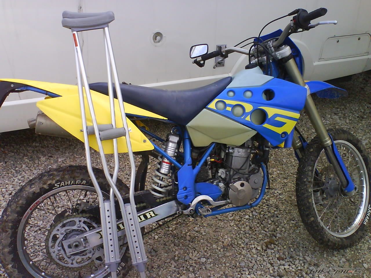 Photo 1616881