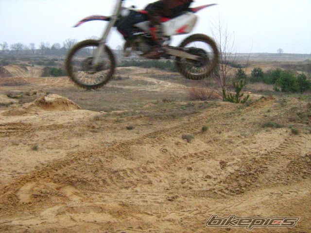 Photo 1616899
