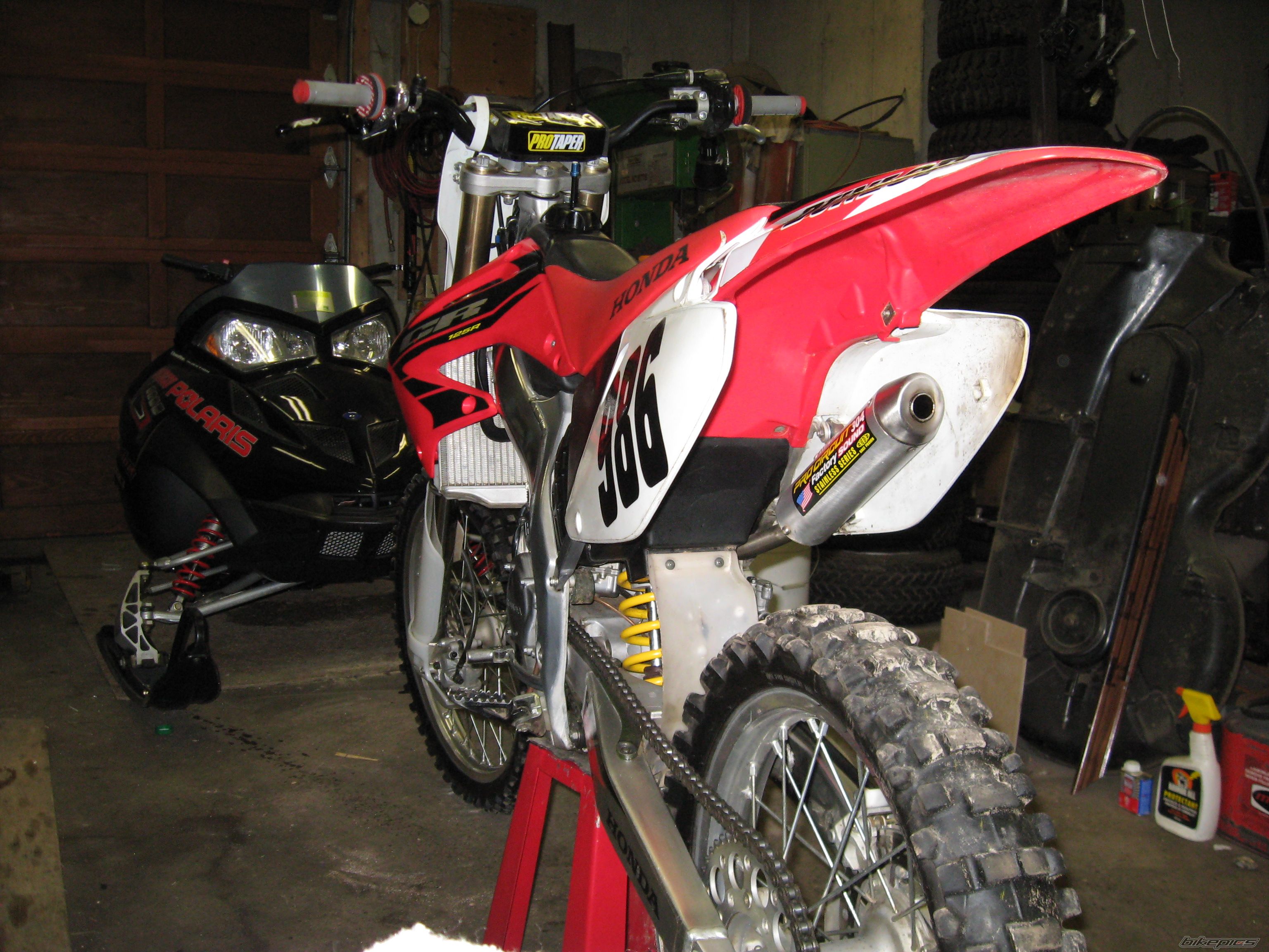 Photo 1616981