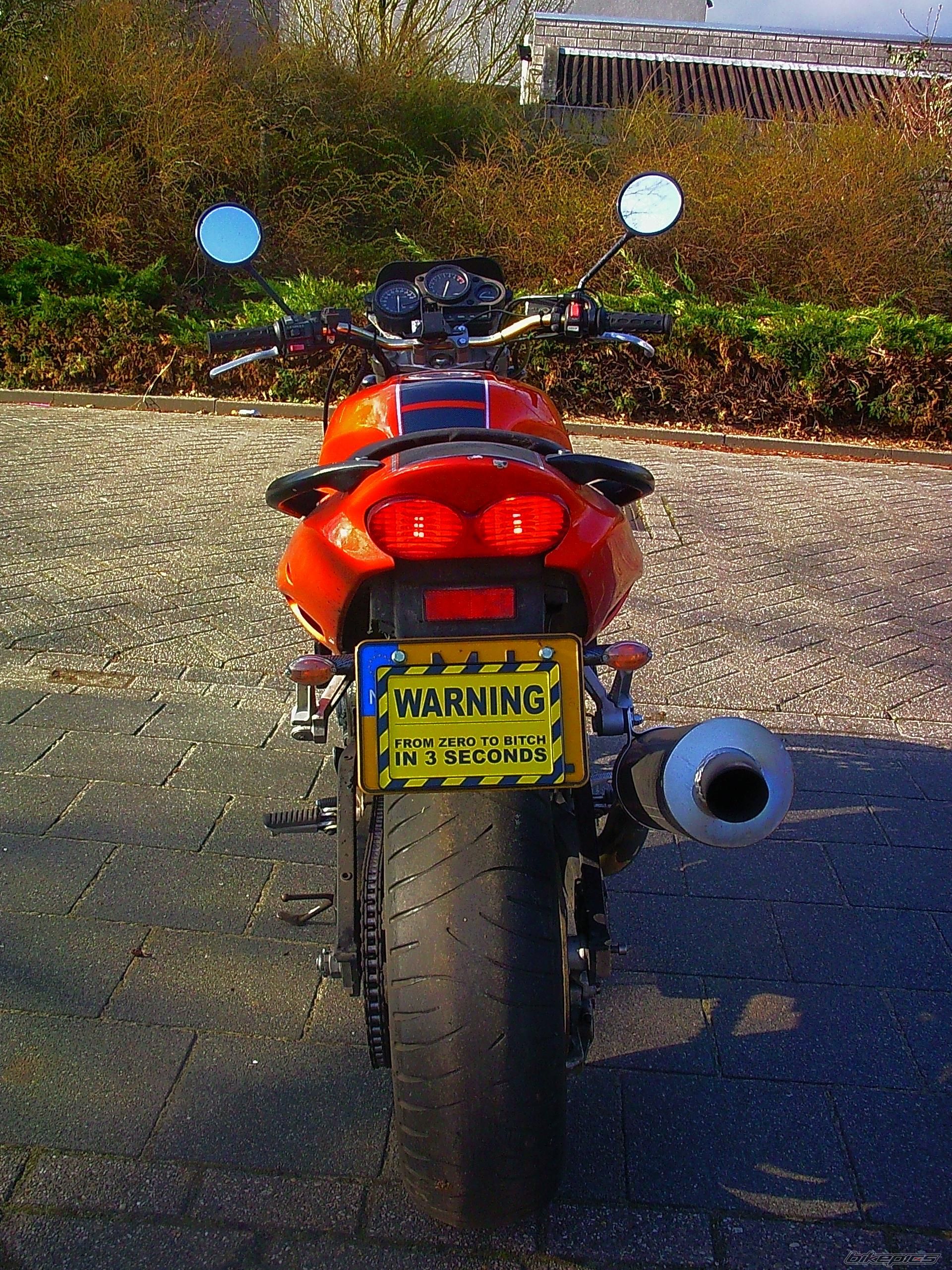 Photo 1616986