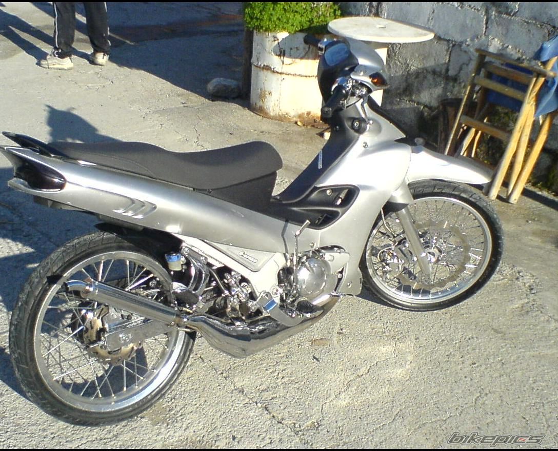 Photo 1616997