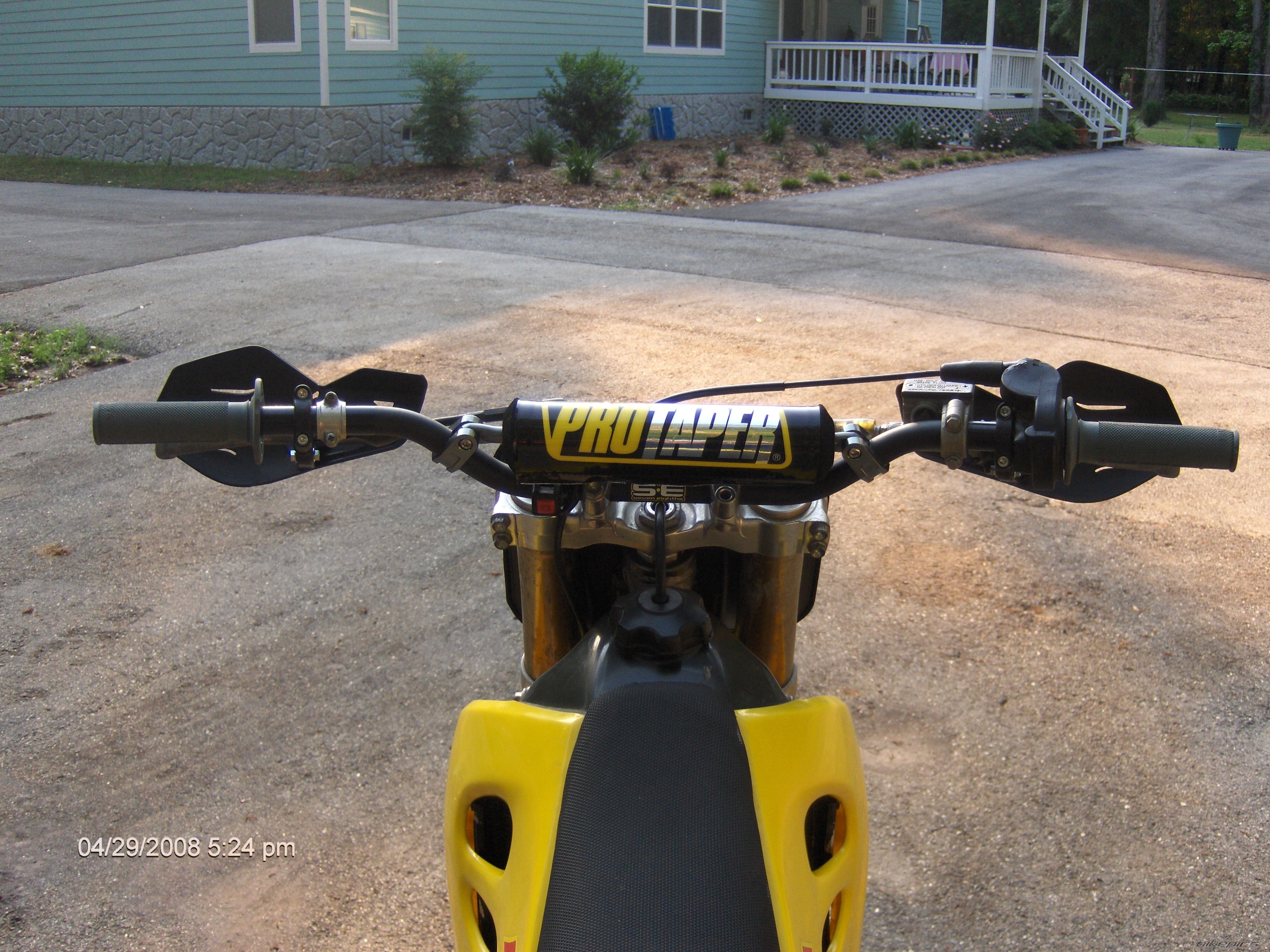Photo 1616998