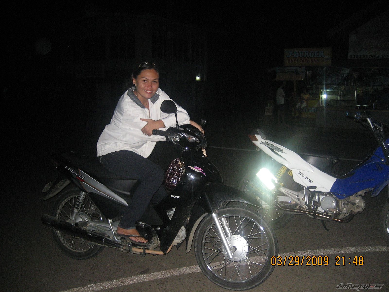 Photo 1617272