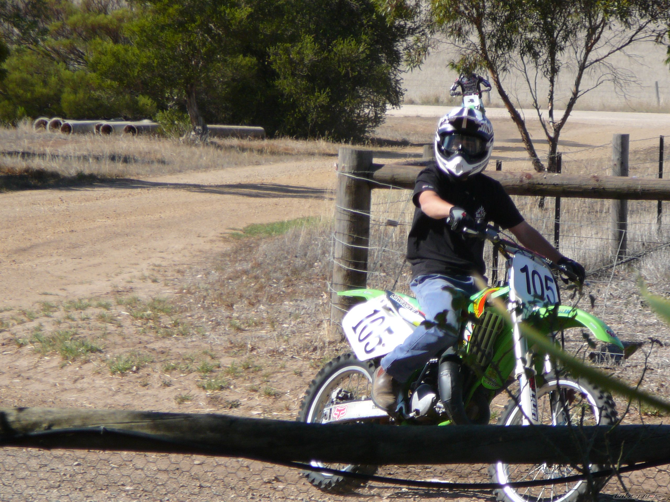 Photo 1617342