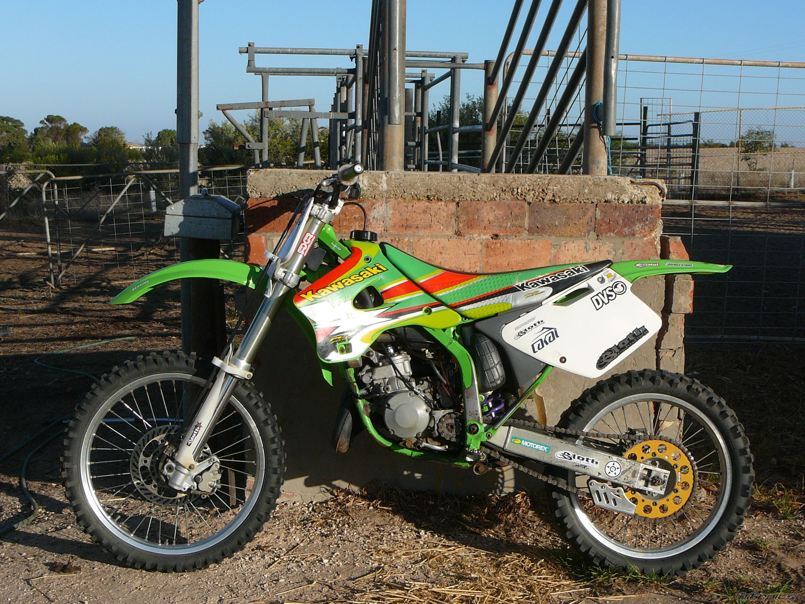 Photo 1617372