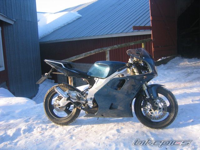 Photo 1617389