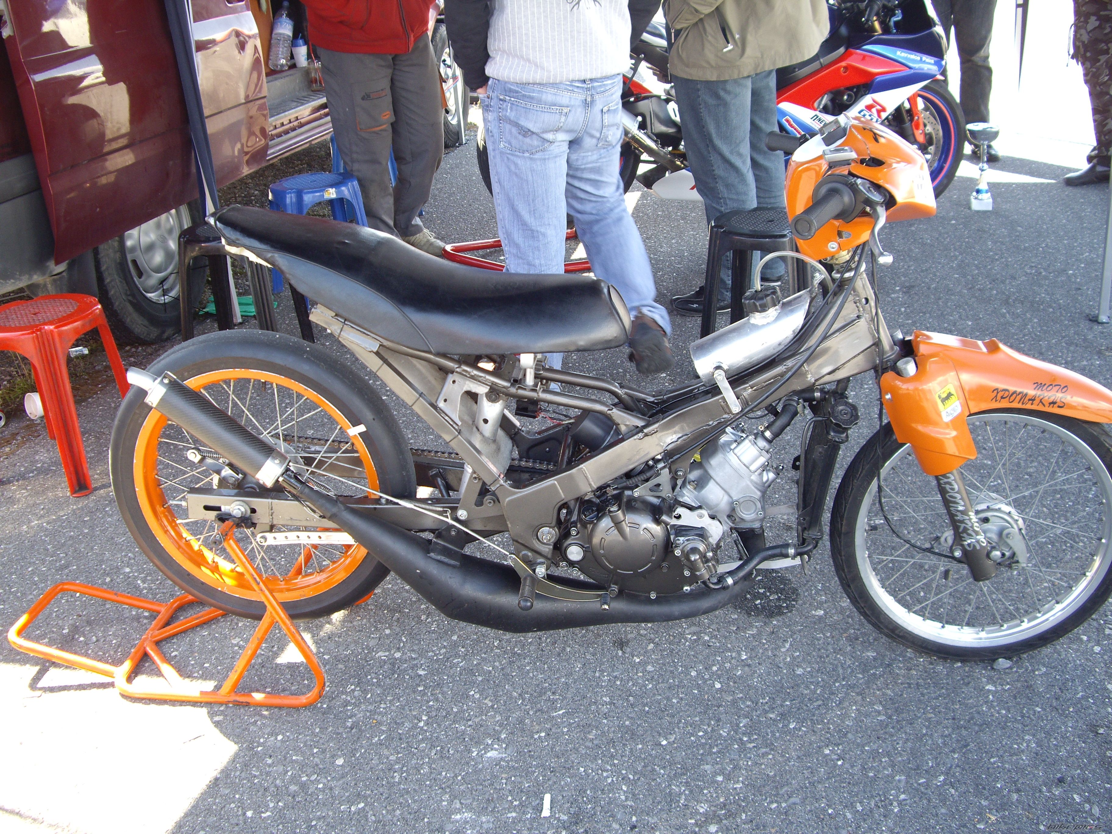 Photo 1617392