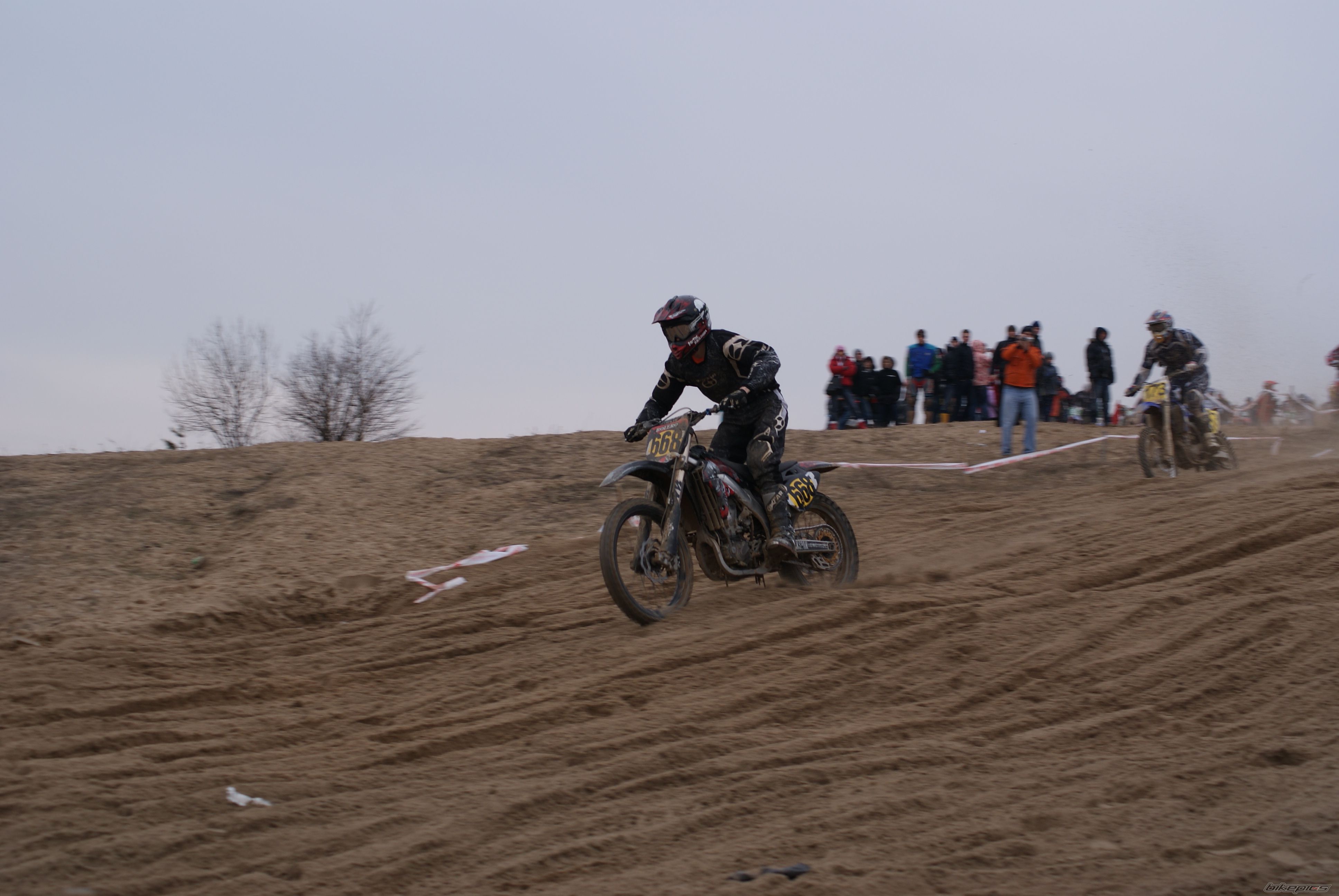 Photo 1617403
