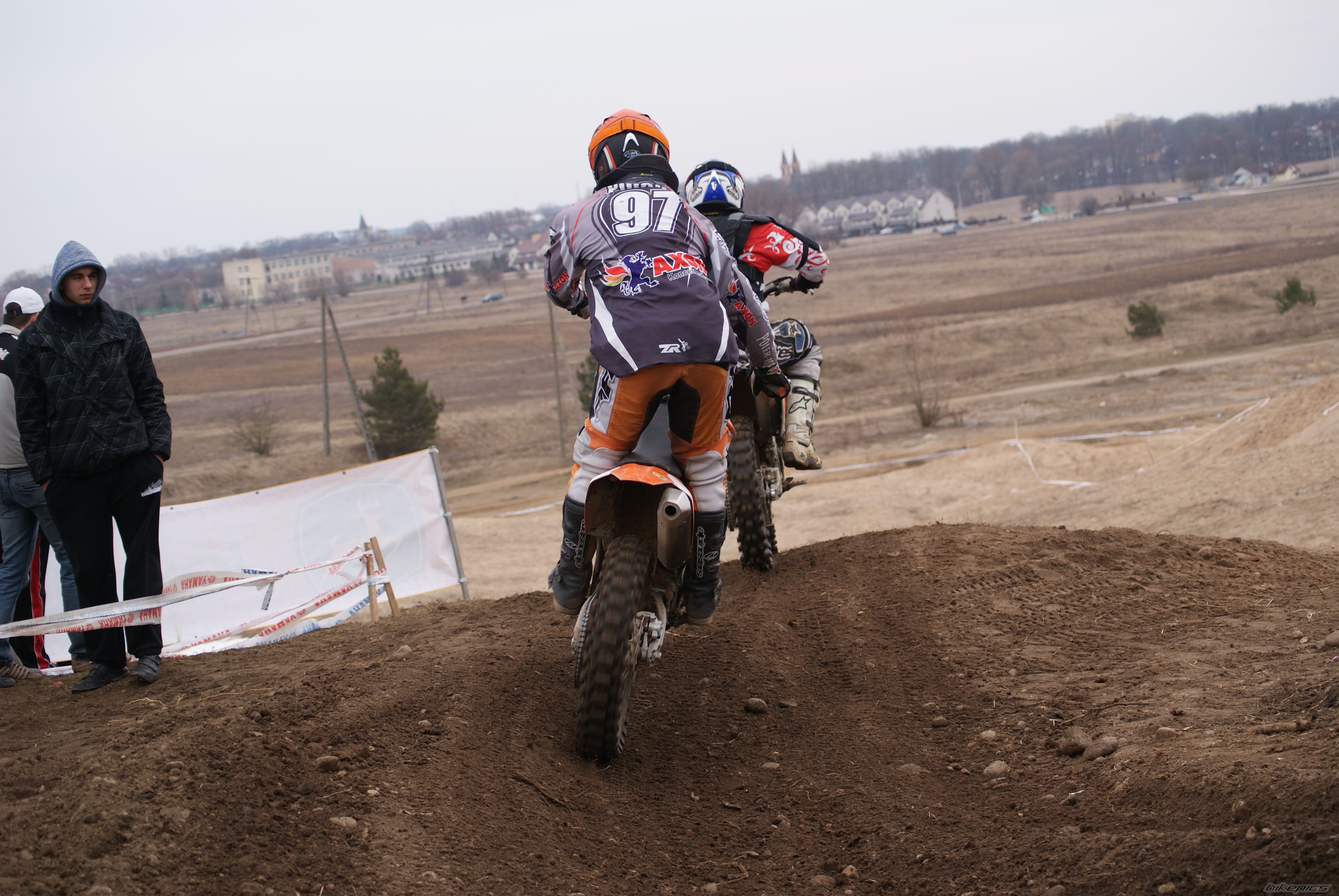 Photo 1617450