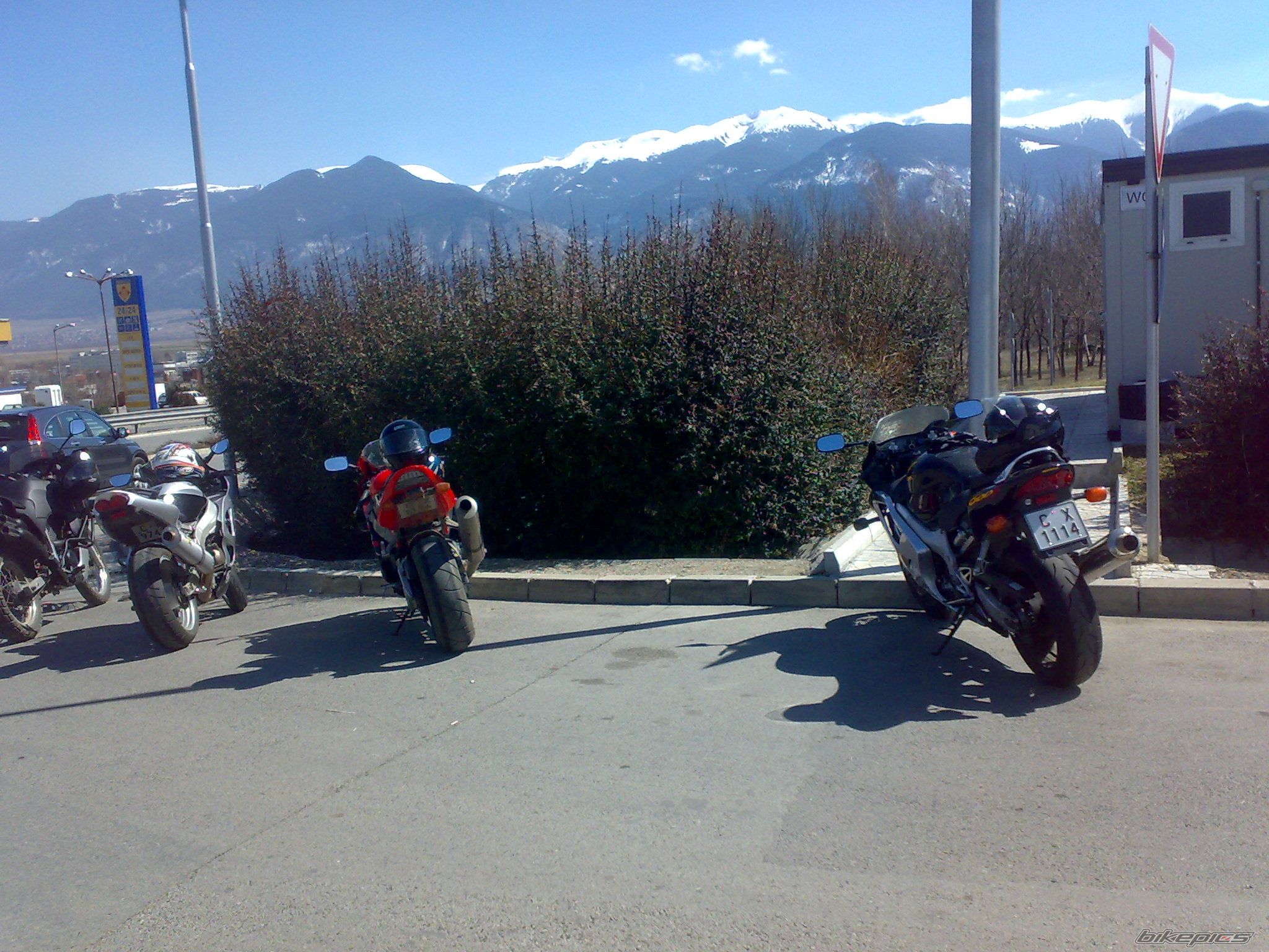 Photo 1617492