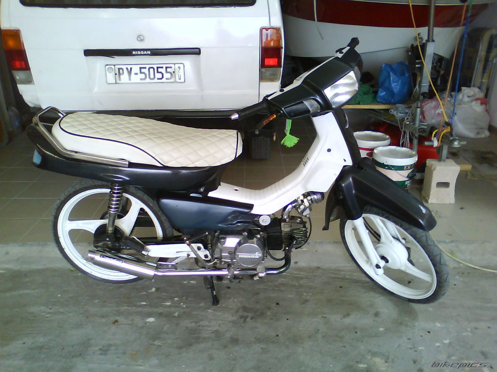 Photo 1617547