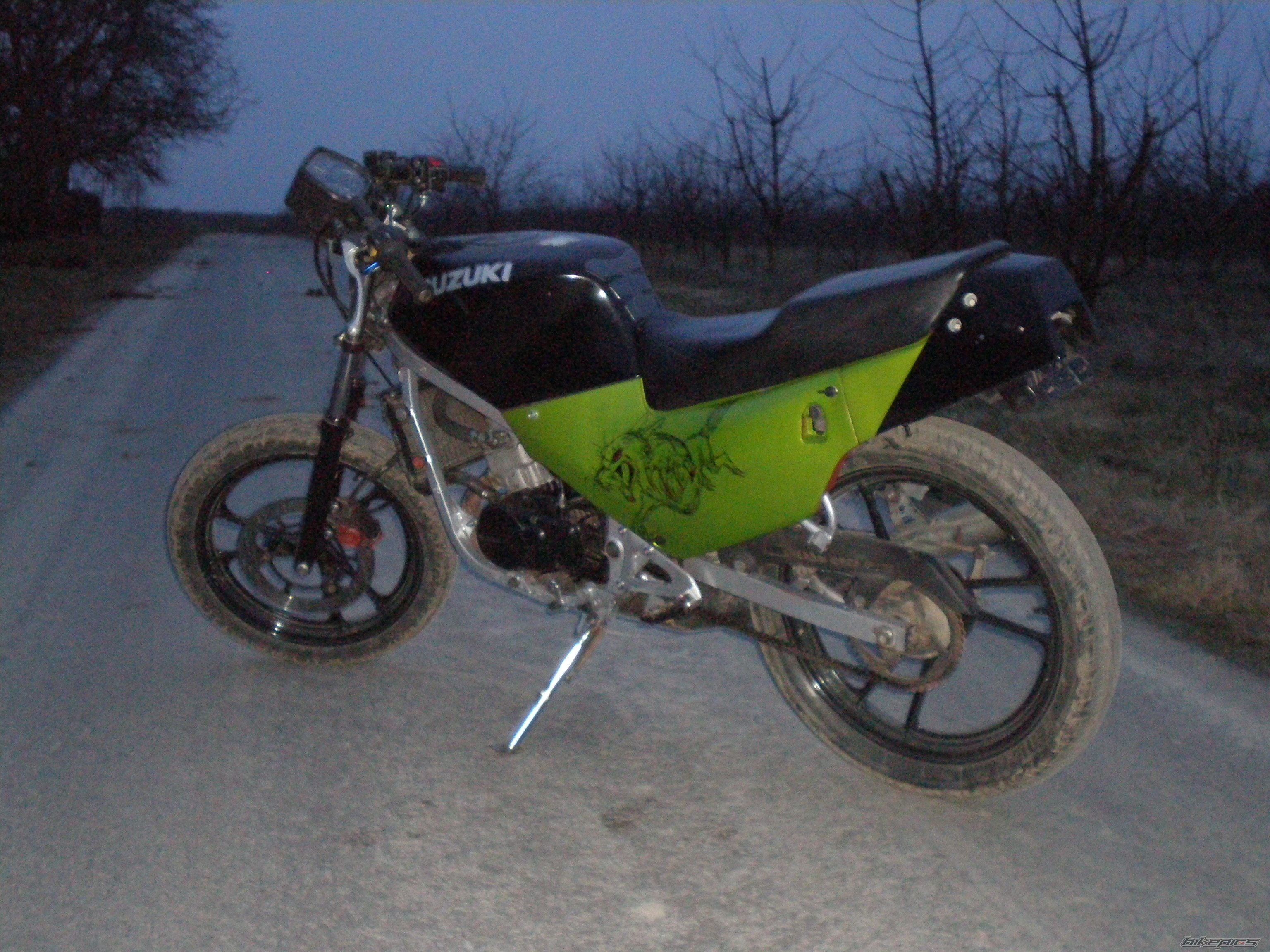 Photo 1617565