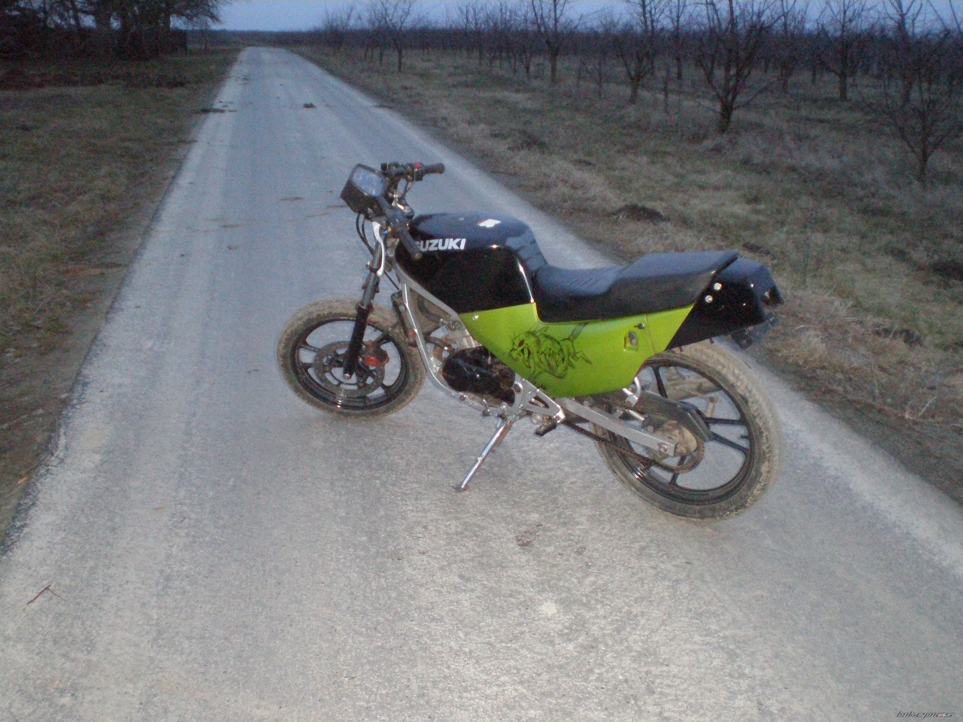 Photo 1617566