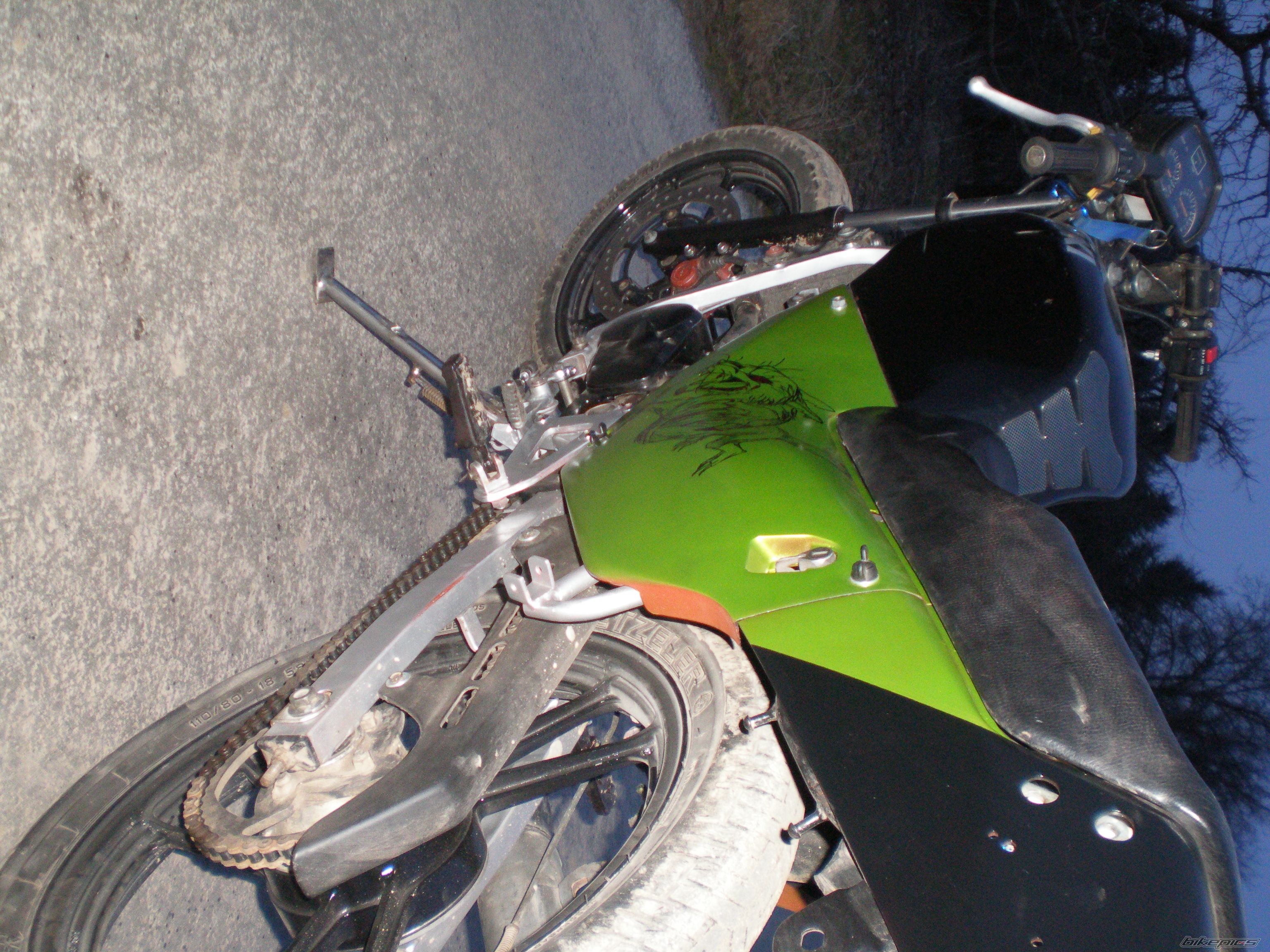 Photo 1617575