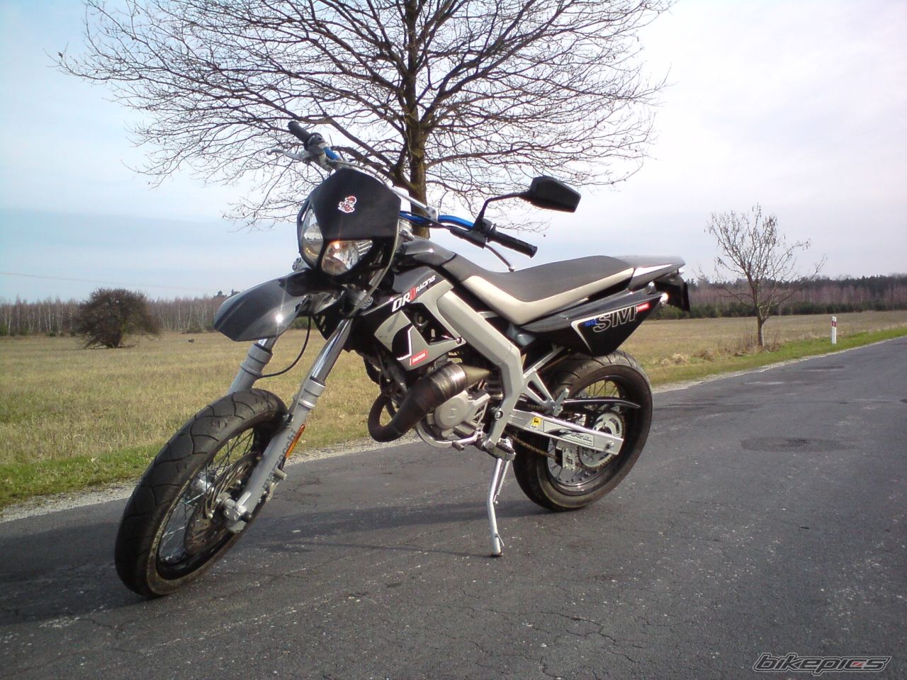 Photo 1617797