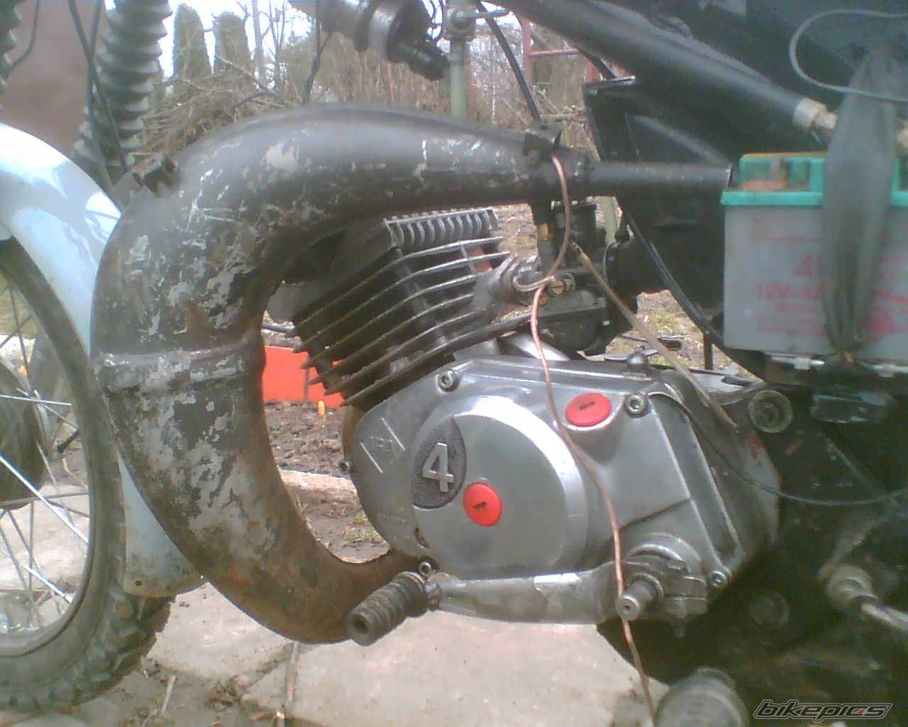 Photo 1617816