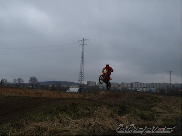 Photo 1617899