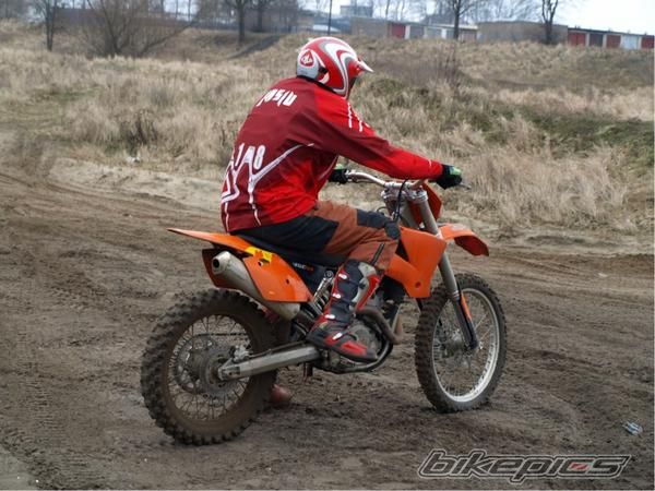 Photo 1617901