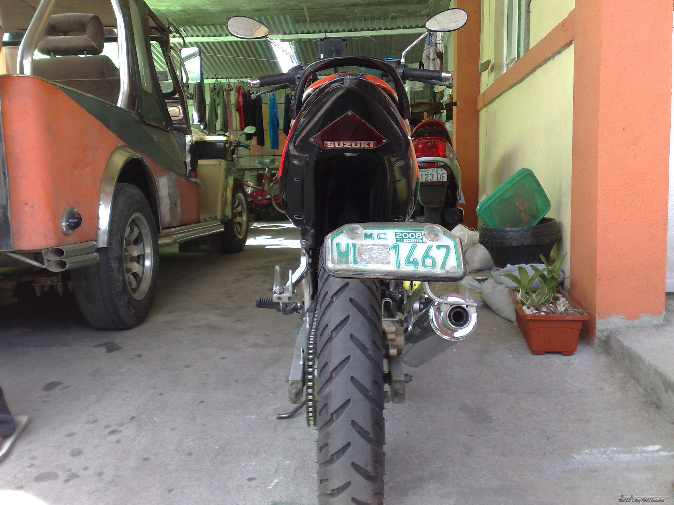 Photo 1617976