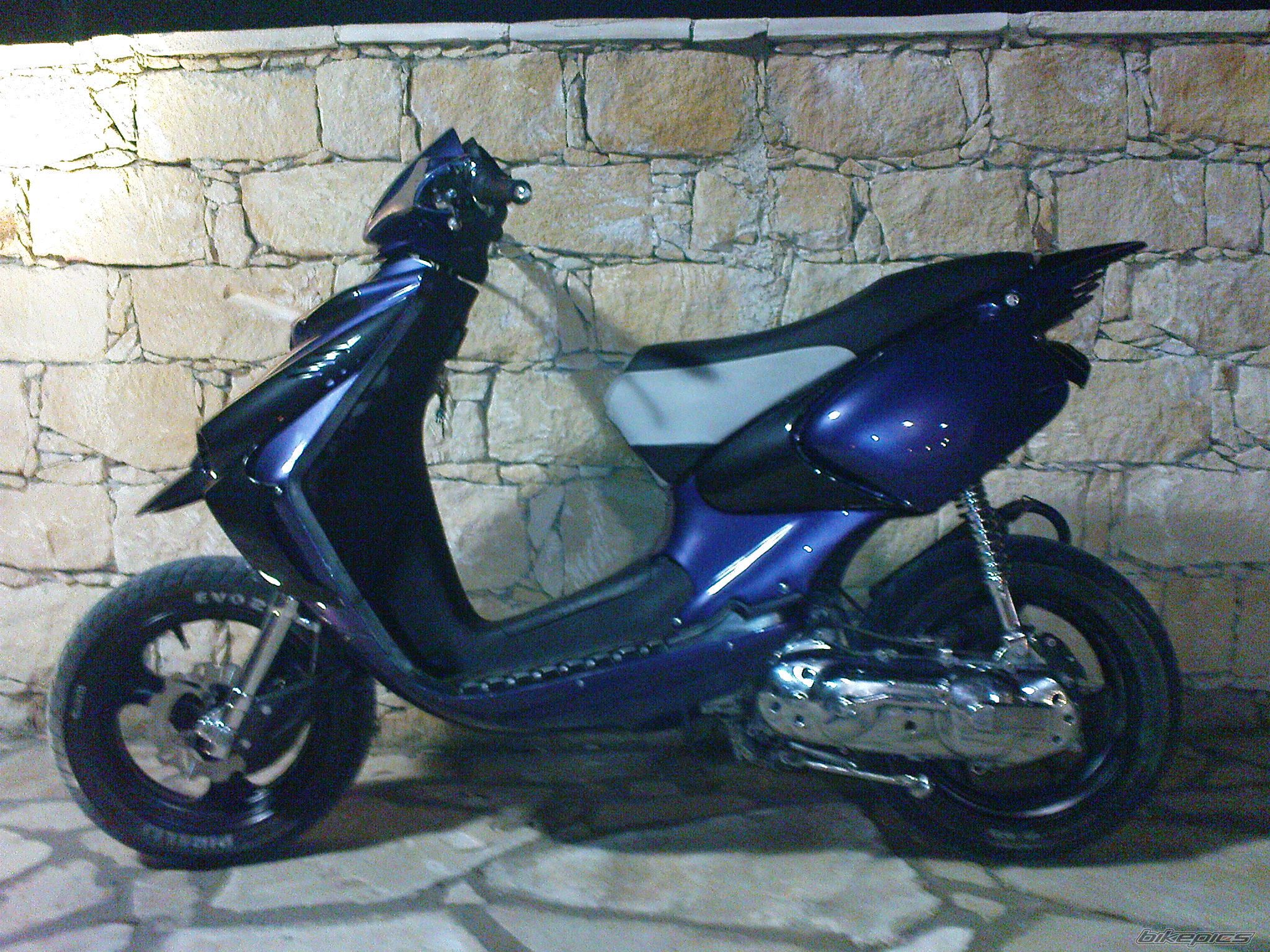 Photo 1617999