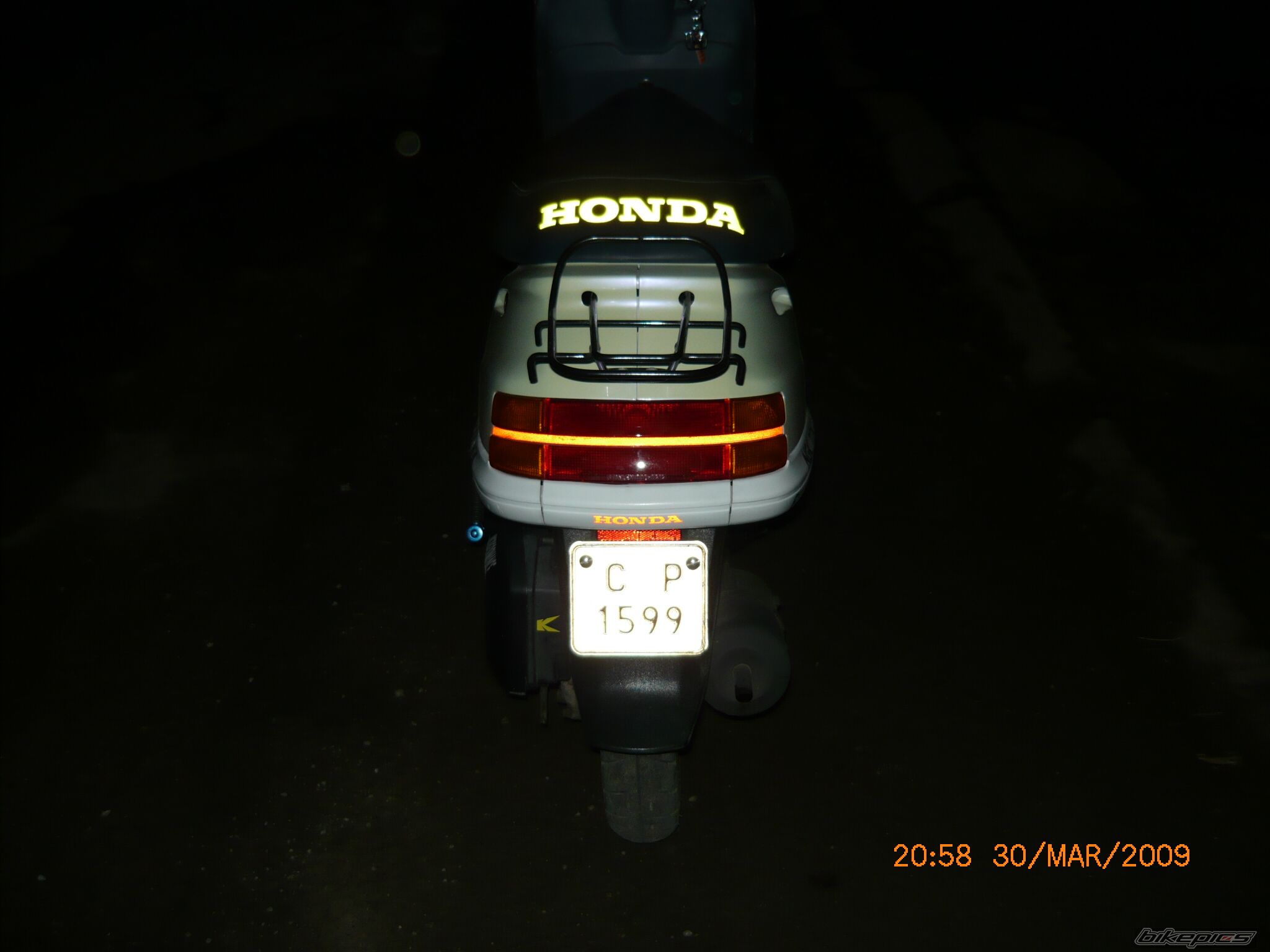 Photo 1618027