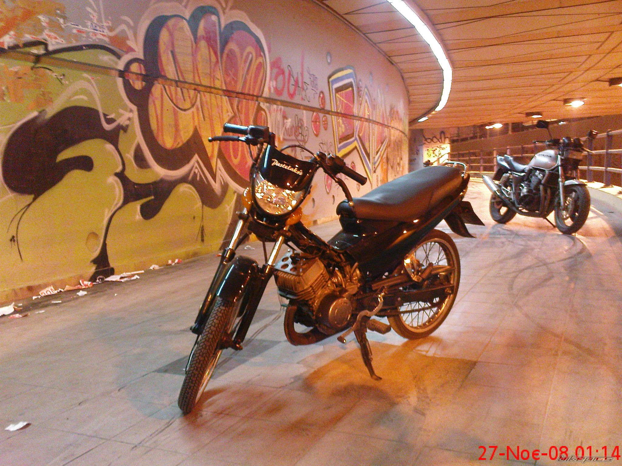 Photo 1618044