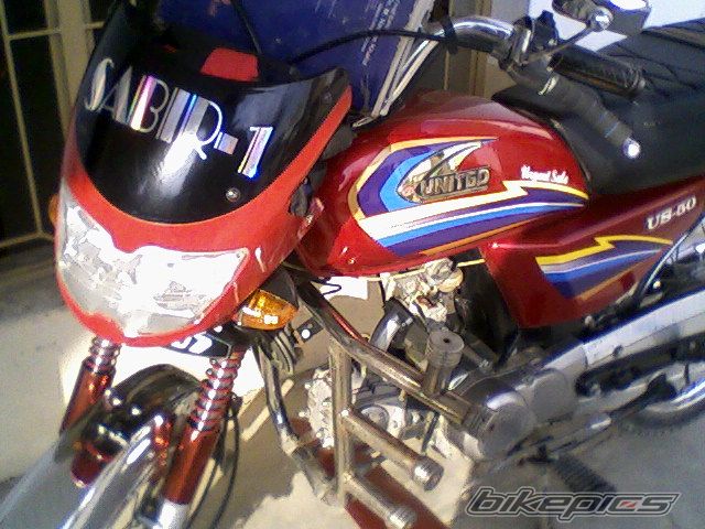 Photo 1618098