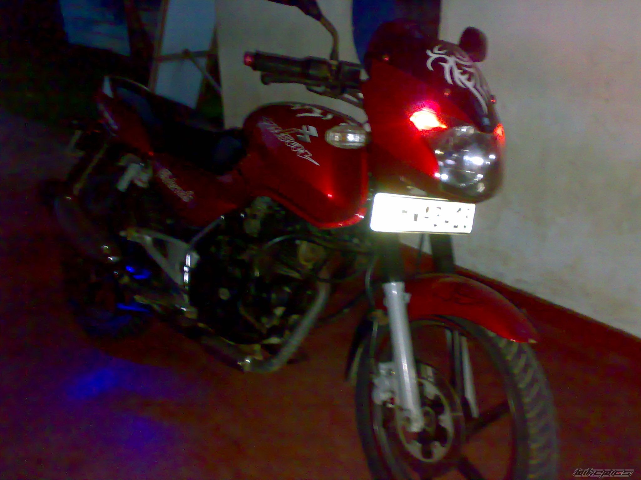 Photo 1618143